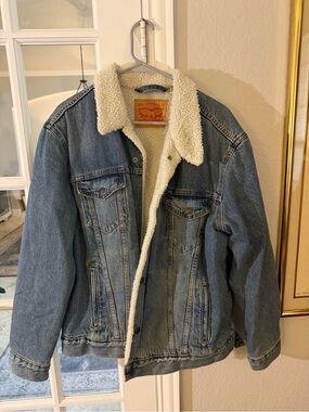 Levi's Light Blue Denim Sherpa Jacket with Cream Lining